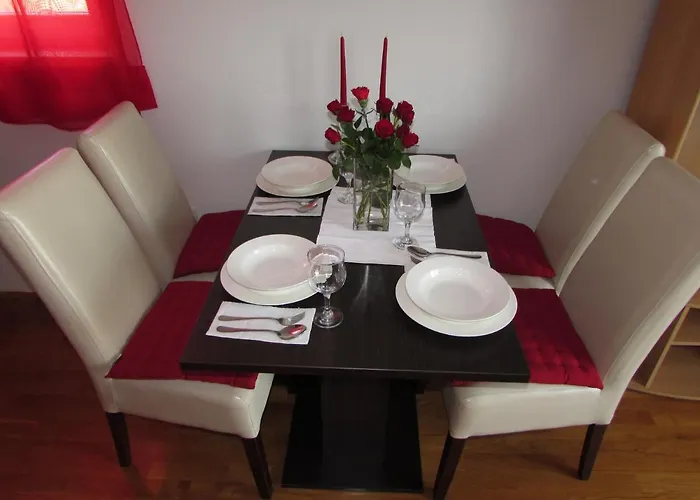 With A Parking Space - 13997