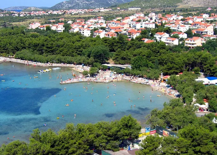 With A Parking Space - 13997 *